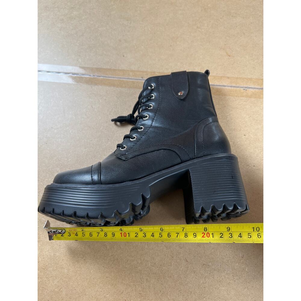 Krush Black Platform Boots Women's Size 5 Chunky Lug Sole Goth Punk Bratz Style - Picture 9 of 10